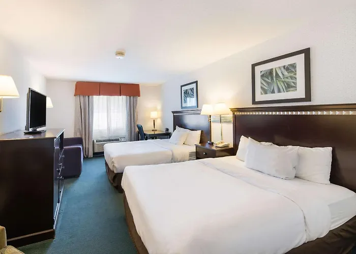 Rodeway Urbana Area 3*