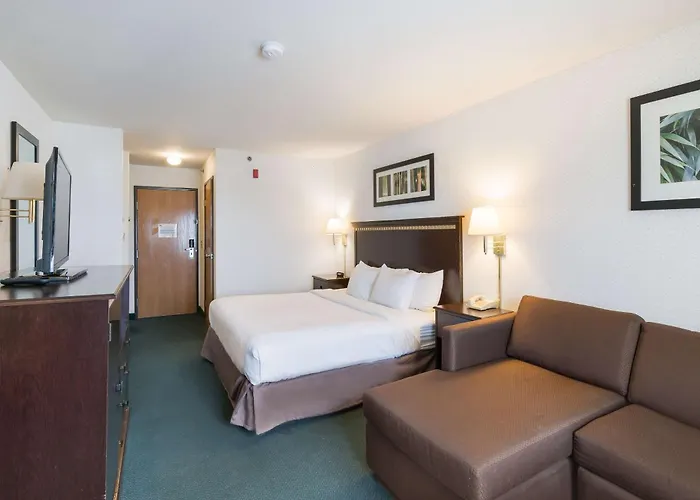 Rodeway Urbana Area Inn 3*
