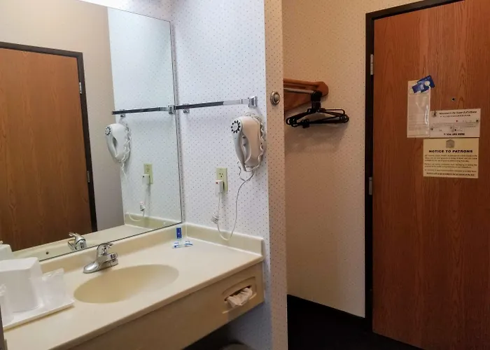 Inn Rodeway Urbana Area