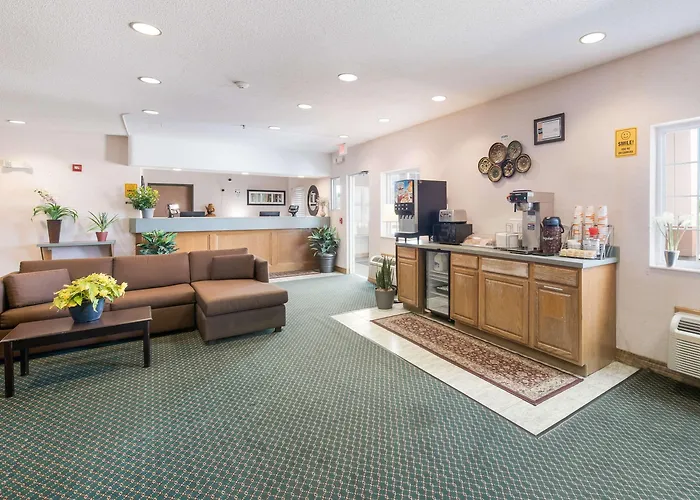 Rodeway Urbana Area 3*