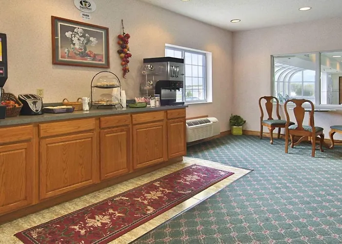Rodeway Urbana Area Inn
