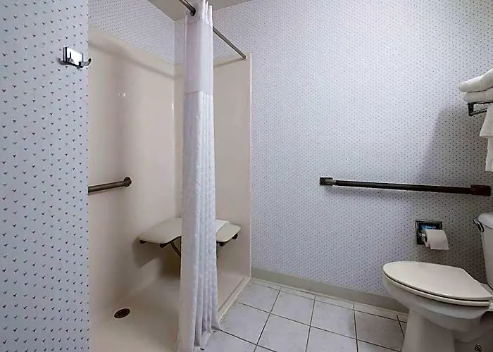 Rodeway Urbana Area 3*
